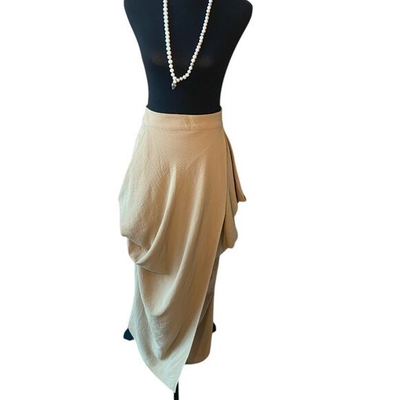 Zara draped  Skirt - dramatic pockets - Picture 6 of 12